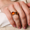 Ring · Bigli MINI SWEETY · met madeira citrine en parelmoer (Madeira Glow)