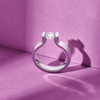 Ring · Niessing Spannring® Lucia · Platina met 0.91ct diamant